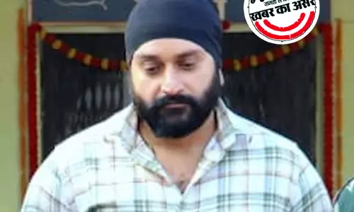 रायपुर से खरीदा सट्टे का आईडी, कवर्धा में पैसा लगवाते सटोरिया गिरफ्तार रायपुर से खरीदा सट्टे का आईडी, कवर्धा में पैसा लगवाते सटोरिया गिरफ्तार