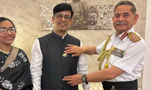 Indore : इंदौर के फिजियोथेरेपिस्ट को सेवा के लिए राष्ट्रीय पहचान मिली