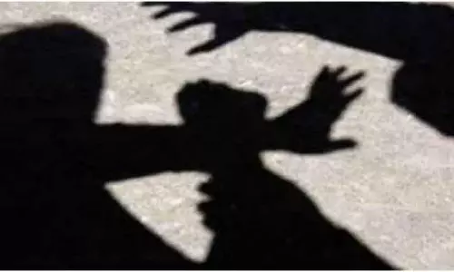 UP के भदोही में दलित युवक पर बेरहमी से हमला, एक आंख की रोशनी चली गई