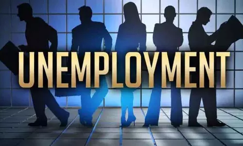 Jammu -Kashmir में बेरोज़गारी दर 6.7%, राष्ट्रीय औसत 3.5% से अधिक: सरकार Jammu -Kashmir में बेरोज़गारी दर 6.7%, राष्ट्रीय औसत 3.5% से अधिक: सरकार