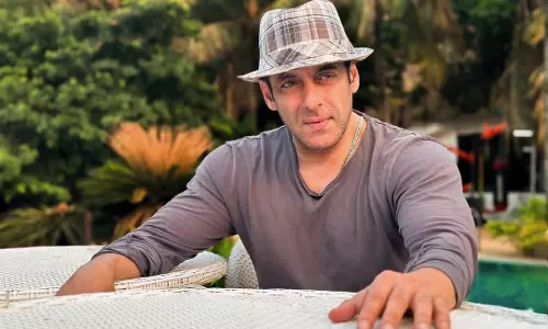 Salman Khan बोले, यूलिया वंतूर का ‘तेरे संग’ मुझे बहुत अच्छा लगा Salman Khan बोले, यूलिया वंतूर का ‘तेरे संग’ मुझे बहुत अच्छा लगा