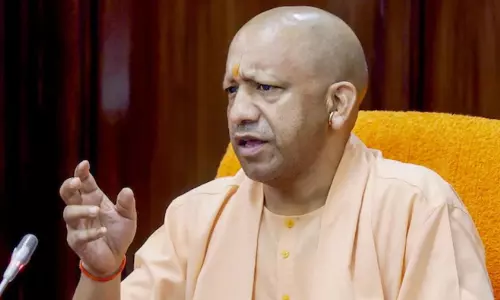 Lucknow: एडमिशन फीस विवाद पर योगी सरकार का एक्शन मोड