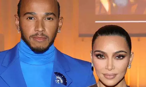 क्या Lewis Hamilton और किम कार्दशियन ने अपने रोमांस को कन्फर्म कर दिया है? क्या Lewis Hamilton और किम कार्दशियन ने अपने रोमांस को कन्फर्म कर दिया है?