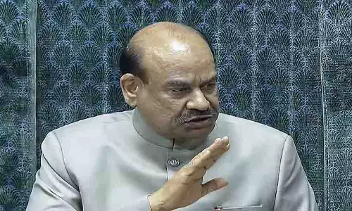 लोकसभा स्पीकर के खिलाफ अविश्वास प्रस्ताव की तैयारी लोकसभा स्पीकर के खिलाफ अविश्वास प्रस्ताव की तैयारी