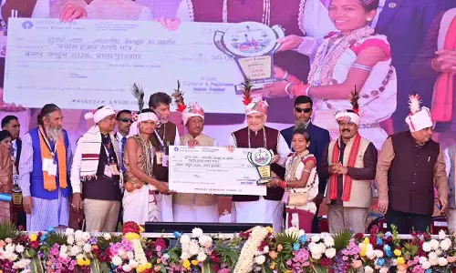 माँ दंतेश्वरी की धरती पर संस्कृति का उत्सव, बस्तर पंडुम 2026 ने जीता दिल माँ दंतेश्वरी की धरती पर संस्कृति का उत्सव, बस्तर पंडुम 2026 ने जीता दिल