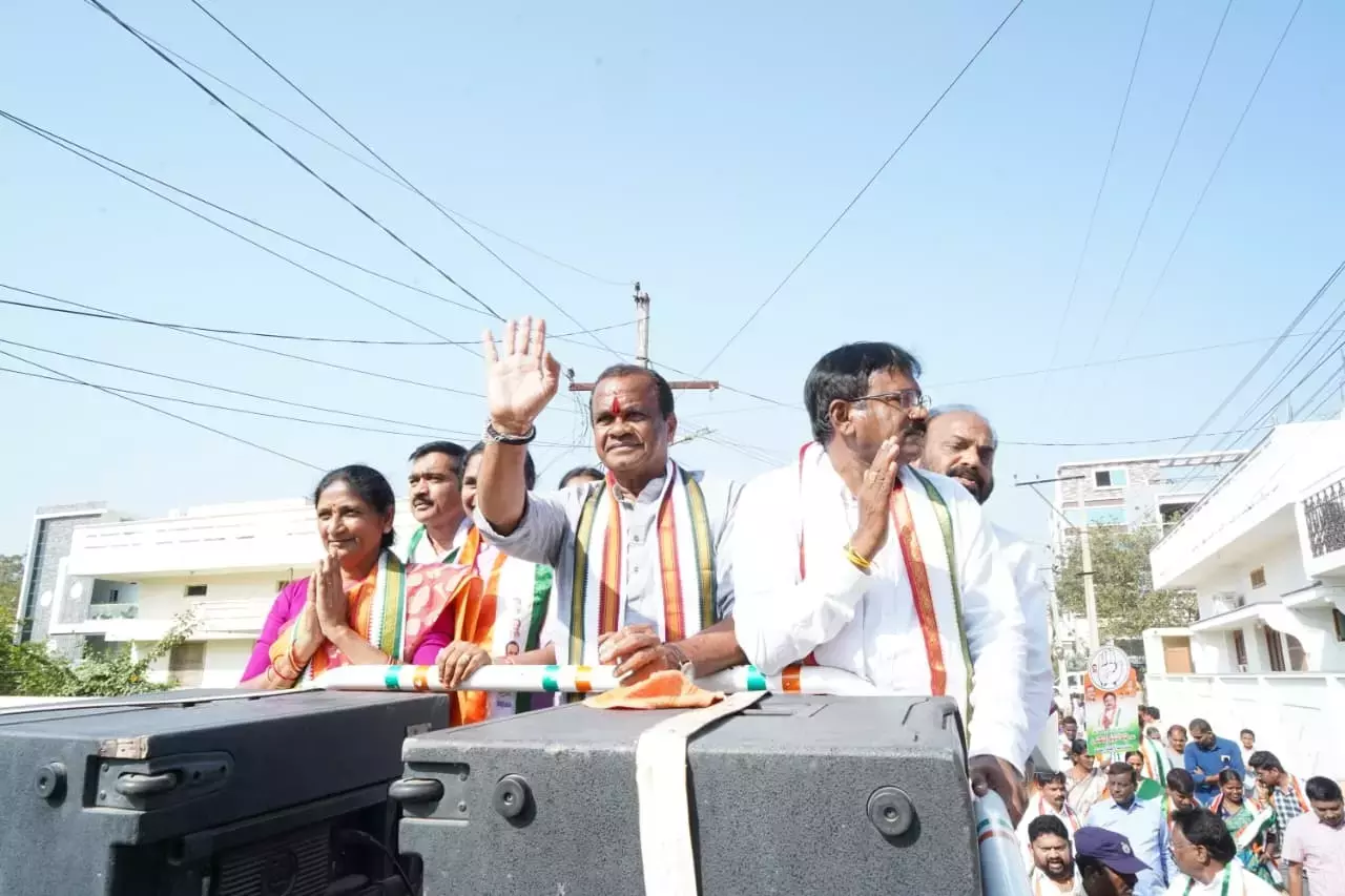 Telangana : पिछले दो सालों के कल्याणकारी फायदों को याद करने के बाद वोट दें कोमातिरेड्डी Telangana : पिछले दो सालों के कल्याणकारी फायदों को याद करने के बाद वोट दें कोमातिरेड्डी