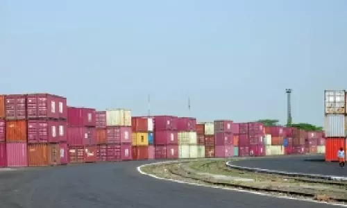 Exports में गिरावट के कारण पाकिस्तान का व्यापार घाटा 44 प्रतिशत बढ़ गया Exports में गिरावट के कारण पाकिस्तान का व्यापार घाटा 44 प्रतिशत बढ़ गया