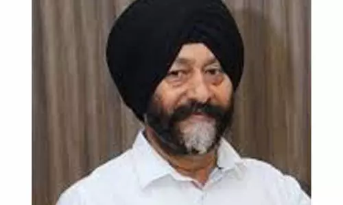 मंजीत ने DPs के लिए जटिल दस्तावेज़ औपचारिकताओं को आसान बनाया मंजीत ने DPs के लिए जटिल दस्तावेज़ औपचारिकताओं को आसान बनाया