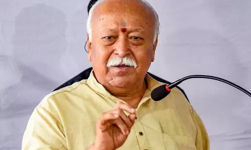 Mumbai: RSS चुनाव प्रक्रिया पर मोहन भागवत का बयान, प्रमुख के लिए धर्म शर्त Mumbai: RSS चुनाव प्रक्रिया पर मोहन भागवत का बयान, प्रमुख के लिए धर्म शर्त