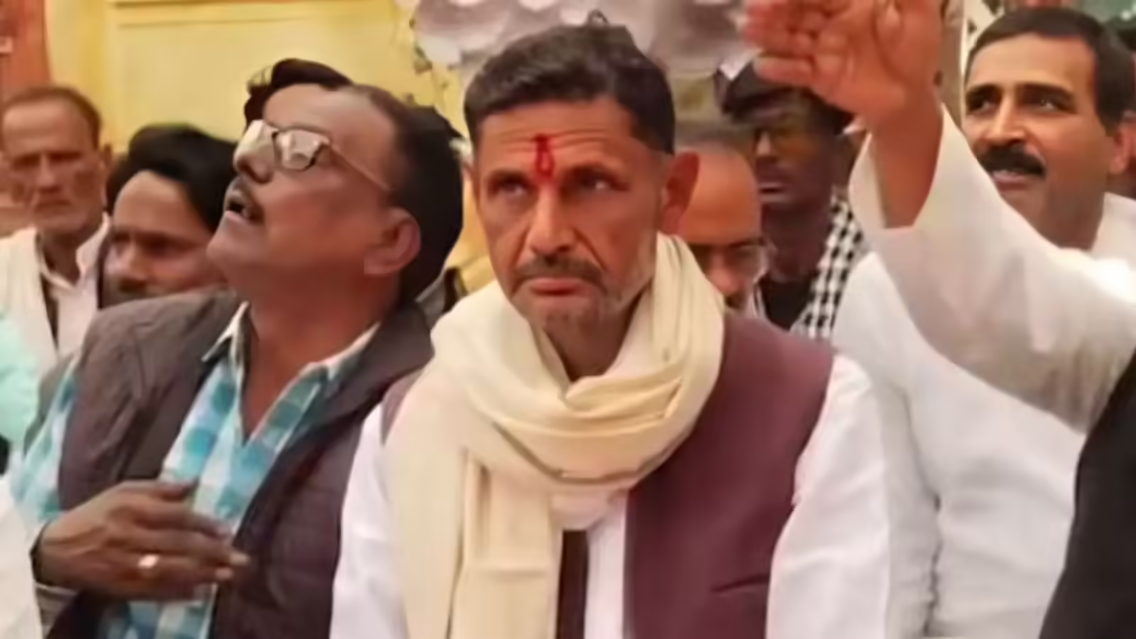 Sheopur: BJP नेता के घर चोरी, कांग्रेस विधायक ने बढ़ाई सियासी हलचल Sheopur: BJP नेता के घर चोरी, कांग्रेस विधायक ने बढ़ाई सियासी हलचल