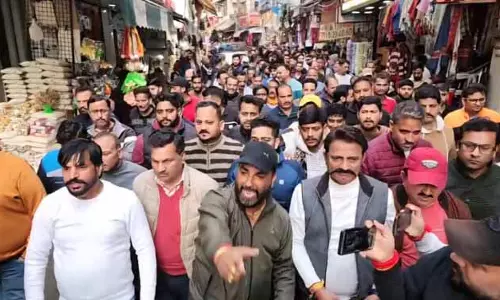 Katra में प्रस्तावित रोपवे प्रोजेक्ट के खिलाफ बड़ा विरोध मार्च Katra में प्रस्तावित रोपवे प्रोजेक्ट के खिलाफ बड़ा विरोध मार्च