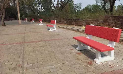 Hubli : वार्ड के विकास के लिए दानदाताओं की सहायता Hubli : वार्ड के विकास के लिए दानदाताओं की सहायता