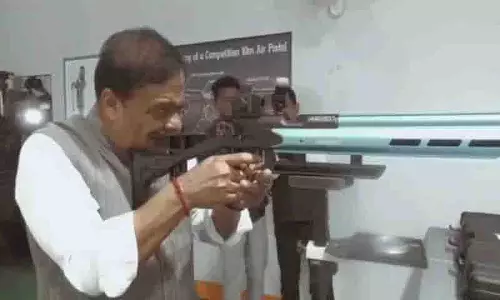 ओवैसी ने वायरल Point-Blank वीडियो को लेकर असम के सीएम के खिलाफ शिकायत की