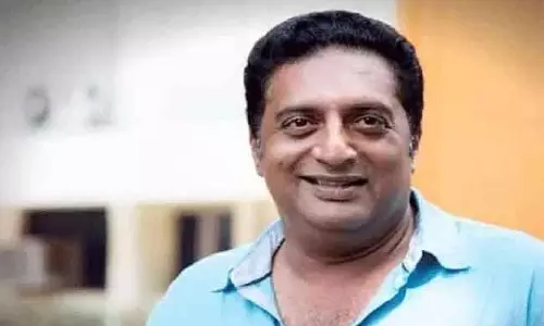 स्पिरिट फिल्म में Prakash Raj भी छोड़ने की खबरें स्पिरिट फिल्म में Prakash Raj भी छोड़ने की खबरें