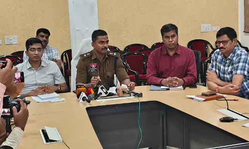 रायपुर: सूखे नशे के अंतर्राज्यीय सिंडिकेट का पर्दाफाश, हिस्ट्रीशीटर मुकेश बनिया के सदस्य भी शामिल रायपुर: सूखे नशे के अंतर्राज्यीय सिंडिकेट का पर्दाफाश, हिस्ट्रीशीटर मुकेश बनिया के सदस्य भी शामिल