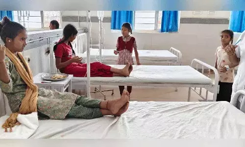 Mancherial में लापरवाही के आरोप में एससी हॉस्टल वार्डन सस्पेंड