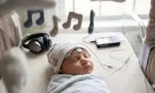 गर्भ में ही शुरू होती है Music क्लास, सुर-ताल से बढ़ती है बच्चों की बोलने और समझने की क्षमता गर्भ में ही शुरू होती है Music क्लास, सुर-ताल से बढ़ती है बच्चों की बोलने और समझने की क्षमता