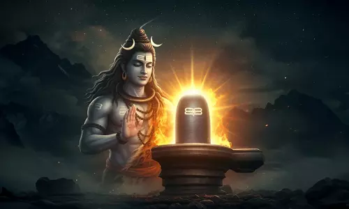 Religion: जानिए महाशिवरात्रि पर भोलेनाथ का शुभ जलाभिषेक समय Religion: जानिए महाशिवरात्रि पर भोलेनाथ का शुभ जलाभिषेक समय