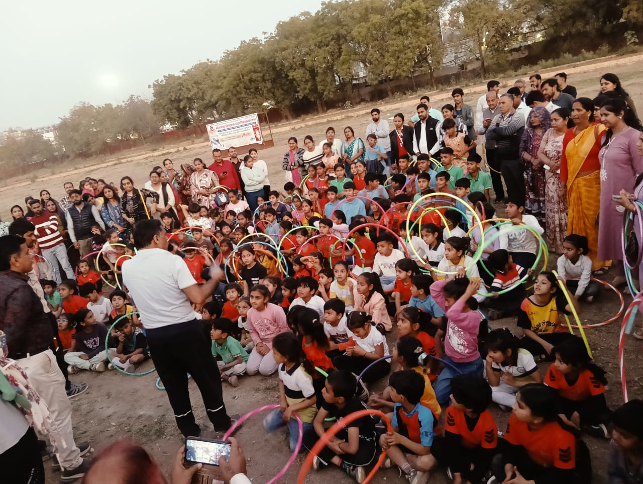 शहर के 200 बच्चों ने Hula Hoop प्रतियोगिता में दिखाया दम, शहरवासियों में दिखा जबरदस्त उत्साह