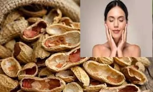 मूंगफली के छिलके: Skin और बालों के लिए नेचुरल ब्यूटी टोटका मूंगफली के छिलके: Skin और बालों के लिए नेचुरल ब्यूटी टोटका