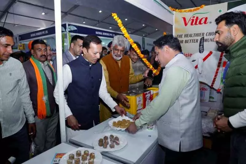 Kurukshetra सांसद ने पशुपालकों को जानवरों की नस्ल पर ध्यान देने की दी सलाह Kurukshetra सांसद ने पशुपालकों को जानवरों की नस्ल पर ध्यान देने की दी सलाह