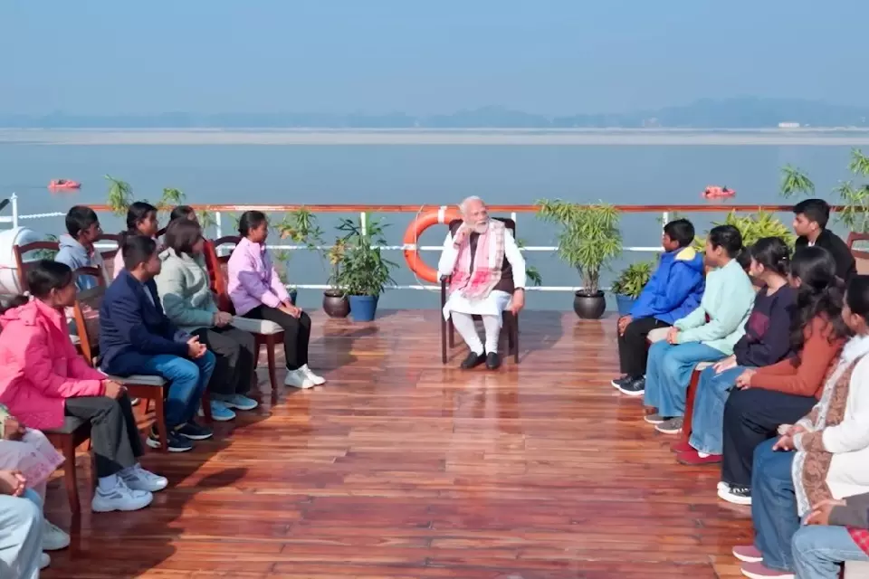 PM Modi: सफलता के लिए स्वास्थ्य और आत्मविश्वास जरूरी PM Modi: सफलता के लिए स्वास्थ्य और आत्मविश्वास जरूरी