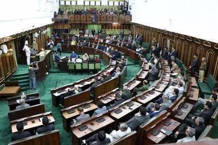 जम्मू-कश्मीर सरकार ने दो सालों में नौकरी के एप्लीकेशन फीस से 48 करोड़ रुपए जमा किए जम्मू-कश्मीर सरकार ने दो सालों में नौकरी के एप्लीकेशन फीस से 48 करोड़ रुपए जमा किए