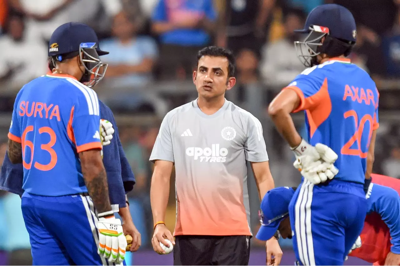 T20 वर्ल्ड कप से पहले गंभीर ने भारतीय टीम के लिए रखा खास डिनर T20 वर्ल्ड कप से पहले गंभीर ने भारतीय टीम के लिए रखा खास डिनर