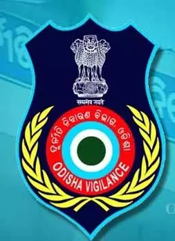 Kandhamal में सरकारी फंड में गबन के आरोप में स्कूल के दो पूर्व अधिकारियों को दोषी ठहराया गया Kandhamal में सरकारी फंड में गबन के आरोप में स्कूल के दो पूर्व अधिकारियों को दोषी ठहराया गया