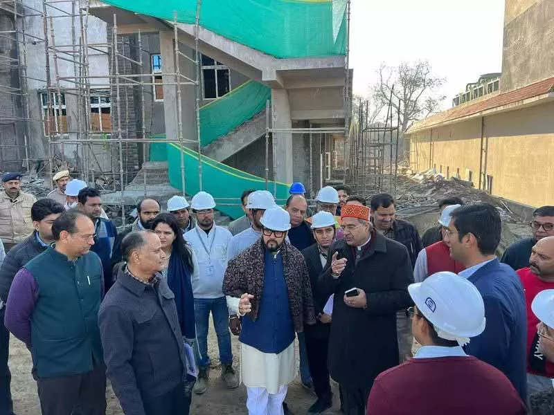 Anurag Thakur ने सेंट्रल यूनिवर्सिटी के देहरादून कैंपस की प्रगति की समीक्षा की Anurag Thakur ने सेंट्रल यूनिवर्सिटी के देहरादून कैंपस की प्रगति की समीक्षा की
