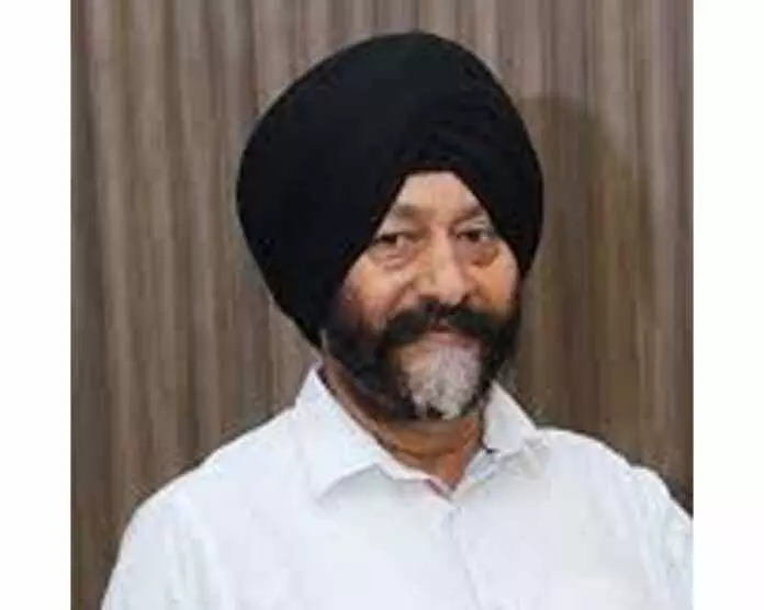 मंजीत ने DPs के लिए जटिल दस्तावेज़ औपचारिकताओं को आसान बनाया मंजीत ने DPs के लिए जटिल दस्तावेज़ औपचारिकताओं को आसान बनाया