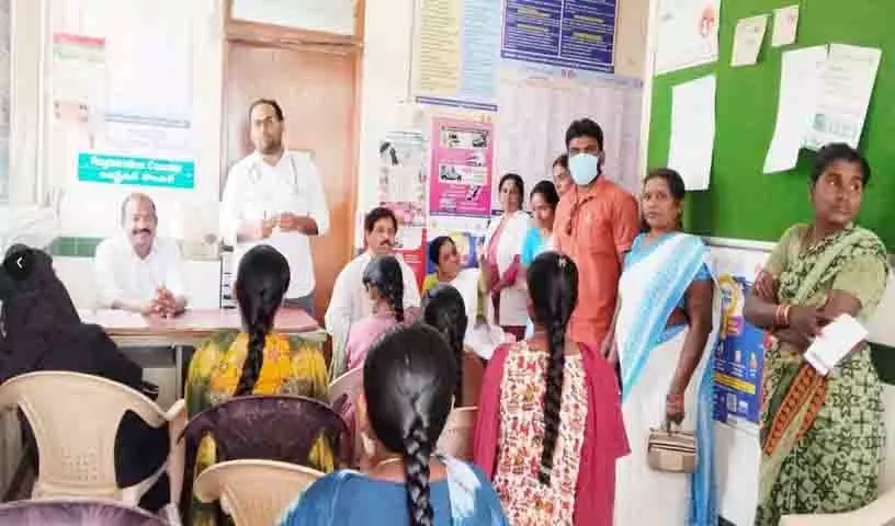 अरवापल्ली PHC ने प्राकृतिक प्रसव के लिए उठाए जाने वाले कदमों के बारे में जागरूकता बढ़ाई अरवापल्ली PHC ने प्राकृतिक प्रसव के लिए उठाए जाने वाले कदमों के बारे में जागरूकता बढ़ाई