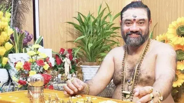 Kerala: झाड़-फूंक के नाम पर 16 साल की लड़की का यौन शोषण की कोशिश; तांत्रिक गिरफ्तार Kerala: झाड़-फूंक के नाम पर 16 साल की लड़की का यौन शोषण की कोशिश; तांत्रिक गिरफ्तार
