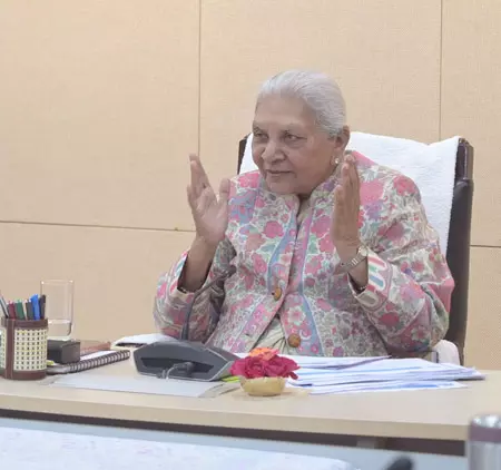 प्रशासनिक सुधारों, वित्तीय सुदृढ़ता और समावेशी विकास के सहारे अग्रणी राज्य बना उत्तर प्रदेश: राज्यपाल प्रशासनिक सुधारों, वित्तीय सुदृढ़ता और समावेशी विकास के सहारे अग्रणी राज्य बना उत्तर प्रदेश: राज्यपाल