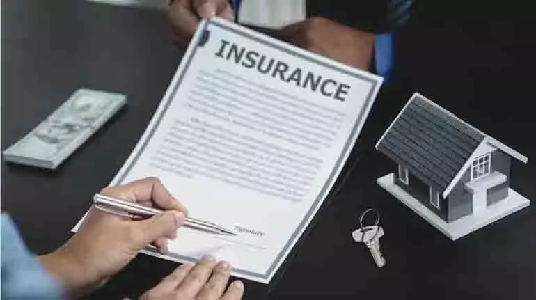 पहली health insurance पॉलिसी खरीद रहे हैं? फैसला लेने में आपकी मदद करने के लिए यहाँ एक चेकलिस्ट दी गई पहली health insurance पॉलिसी खरीद रहे हैं? फैसला लेने में आपकी मदद करने के लिए यहाँ एक चेकलिस्ट दी गई
