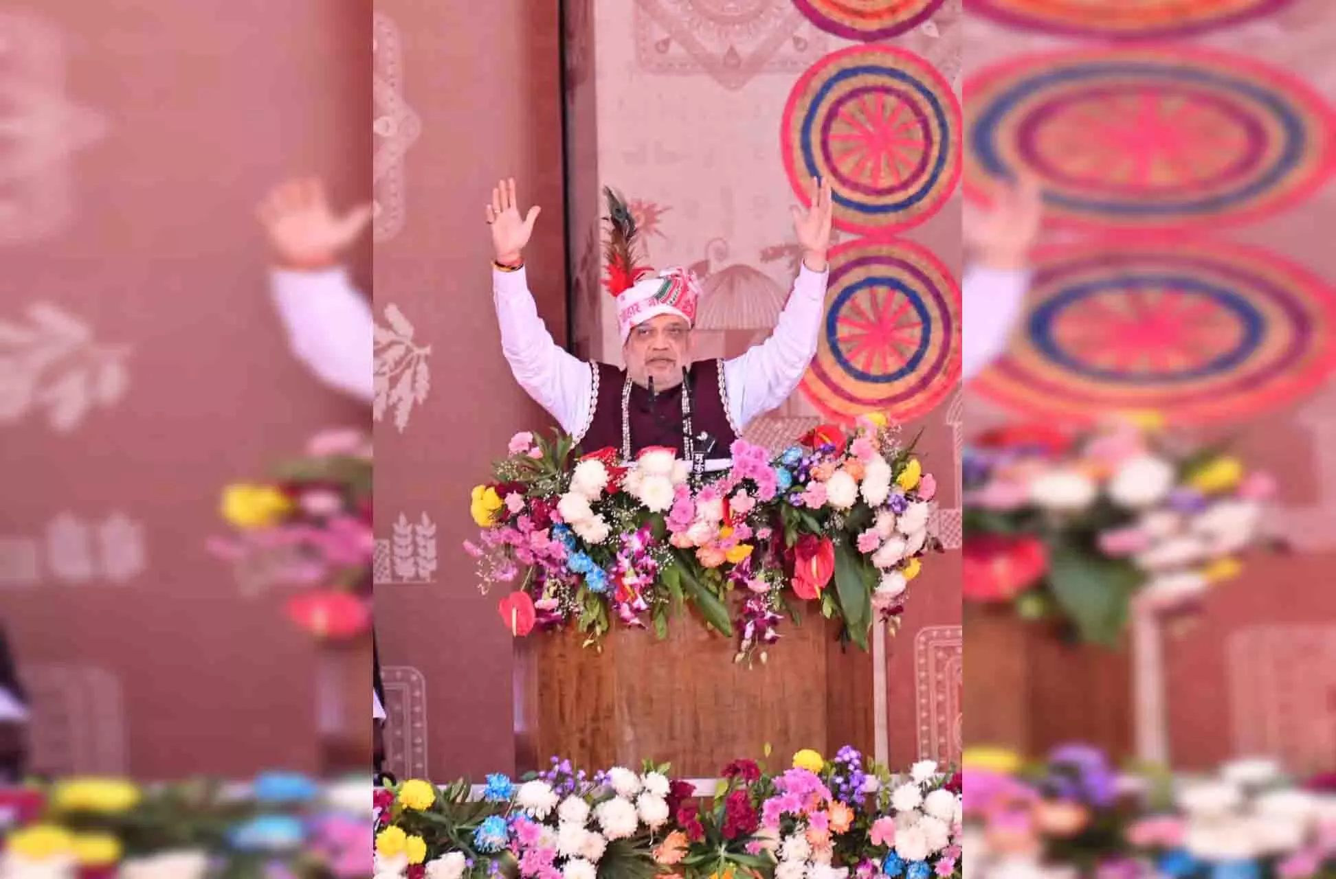 जो नक्सली आत्मसमर्पण करेंगे, सरकार उनका पुनर्वसन करेगी, लेकिन हाथ में हथियार का जवाब हथियार से दिया जाएगा जो नक्सली आत्मसमर्पण करेंगे, सरकार उनका पुनर्वसन करेगी, लेकिन हाथ में हथियार का जवाब हथियार से दिया जाएगा