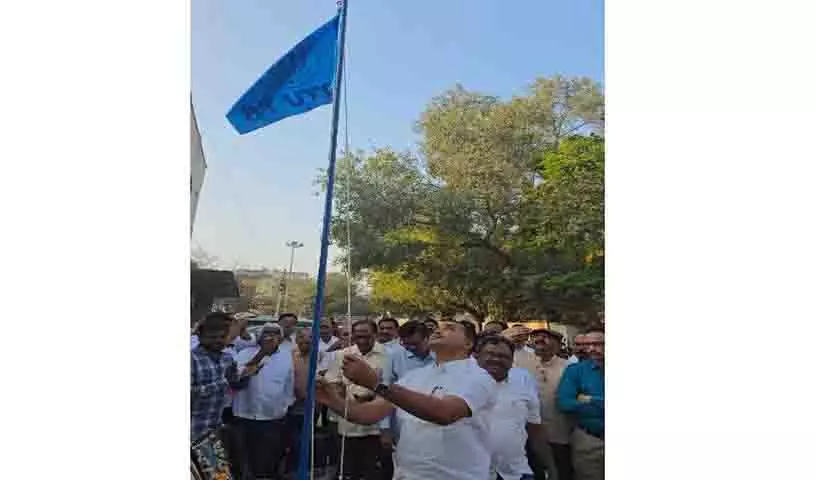 नलगोंडा में PRTU दिवस मनाया गया; झंडा फहराया गया नलगोंडा में PRTU दिवस मनाया गया; झंडा फहराया गया