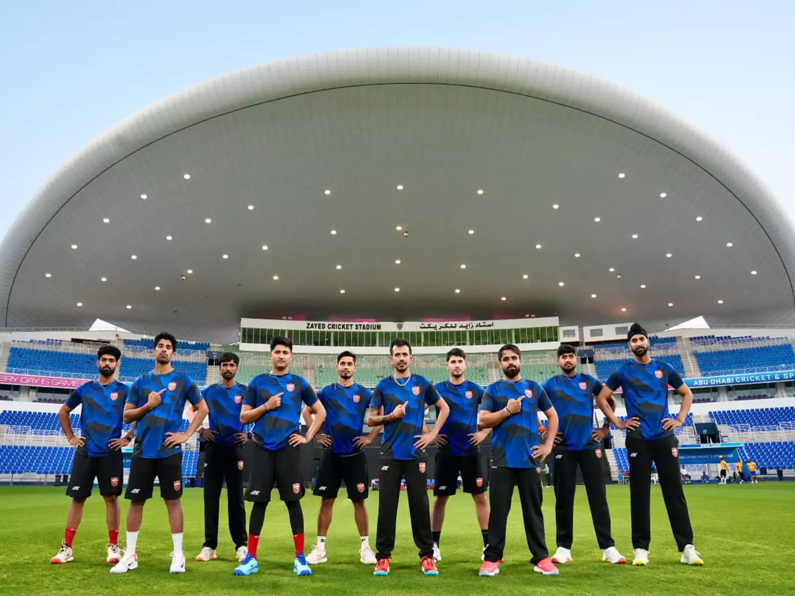 पंजाब किंग्स ने अबू धाबी में IPL 2026 के प्री-सीजन कैंप की शुरुआत की पंजाब किंग्स ने अबू धाबी में IPL 2026 के प्री-सीजन कैंप की शुरुआत की