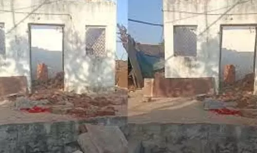 Mp News: मंदिर की छत टूटकर गिरी, 3 बच्चियों की मौत Mp News: मंदिर की छत टूटकर गिरी, 3 बच्चियों की मौत