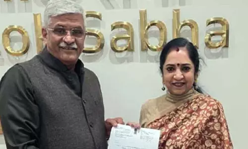 साउथ चेन्नई के MP ने 2025 के लिए बंद किए गए साहित्य अकादमी अवॉर्ड्स की घोषणा की मांग की