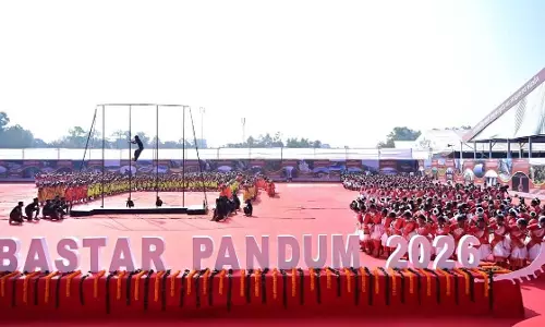 अब माओवाद नहीं, विकास और आत्मविश्वास की पहचान है बस्तर: पीएम मोदी अब माओवाद नहीं, विकास और आत्मविश्वास की पहचान है बस्तर: पीएम मोदी