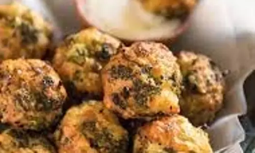 Broccoli Cheese Burst: घर पर बनाएं टेस्टी ब्रोकली चीज बर्स्ट