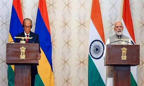 मॉरिशस PM ने मोदी से बातचीत को कंस्ट्रक्टिव और AI समिट में गहरे सहयोग की बात की