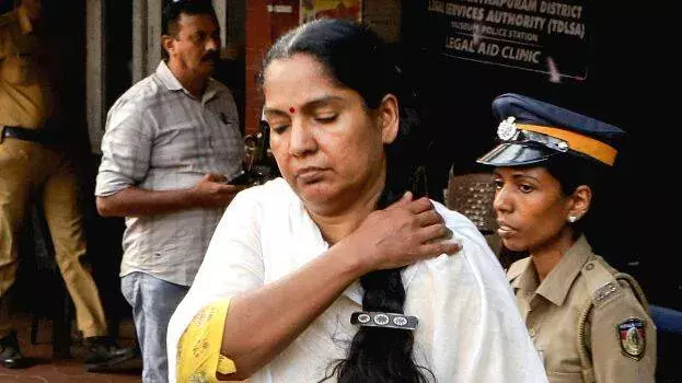 जमीन धोखाधड़ी के बदले मोटा इनाम, जवाहर नगर केस में सब-रजिस्ट्रार पर कार्रवाई
