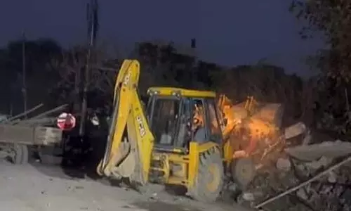 HC के आदेश के बाद जालंधर के लतीफपुरा में अवैध कंस्ट्रक्शन गिरा दिया गया HC के आदेश के बाद जालंधर के लतीफपुरा में अवैध कंस्ट्रक्शन गिरा दिया गया