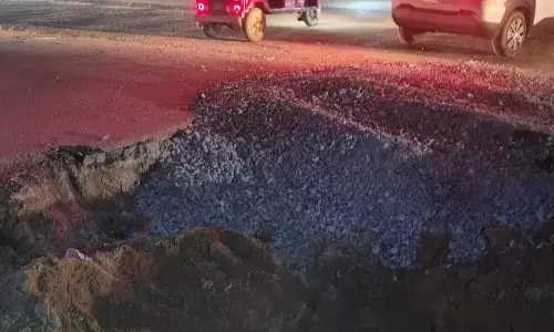 Jalalabad: चौड़ीकरण कार्य में लापरवाही, हाईवे बना खतरनाक Jalalabad: चौड़ीकरण कार्य में लापरवाही, हाईवे बना खतरनाक