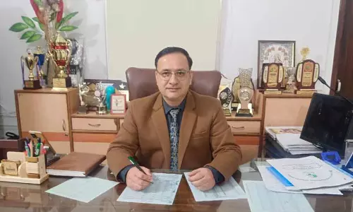 स्टूडेंट की सफलता के लिए पेरेंट-टीचर का सहयोग ज़रूरी: Expert स्टूडेंट की सफलता के लिए पेरेंट-टीचर का सहयोग ज़रूरी: Expert
