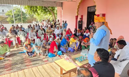 Rewari के नेता ने कांग्रेस छोड़ी, निकाय चुनाव से पहले बीजेपी में शामिल हुए Rewari के नेता ने कांग्रेस छोड़ी, निकाय चुनाव से पहले बीजेपी में शामिल हुए