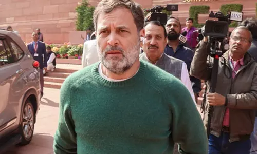 Rahul Gandhi ने संस्मरण मामले को लेकर सरकार से सवाल किए