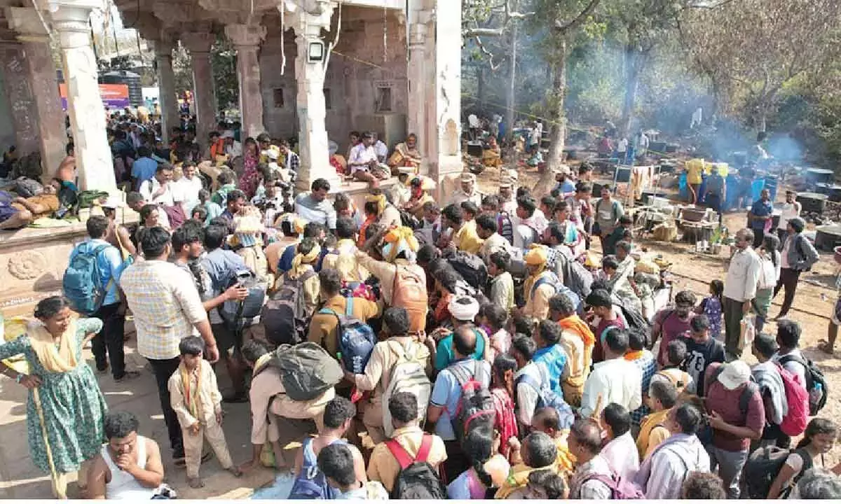 Andhra: महाशिवरात्रि ब्रह्मोत्सव पवित्र अनुष्ठानों के साथ जारी है